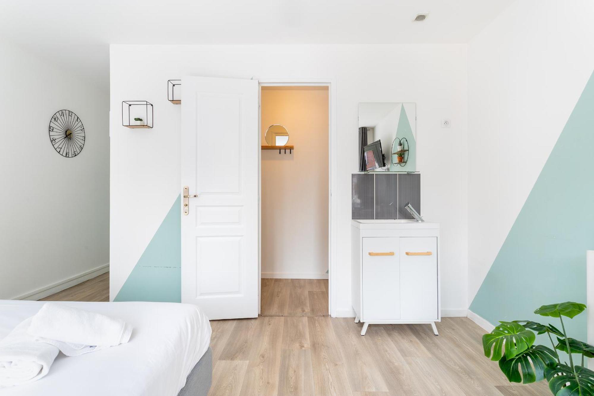 S&K Suite Grande Rue Roubaix - Chambre Spacieuse Et Sdb Privee - Netflix Et Cuisine Eksteriør bilde
