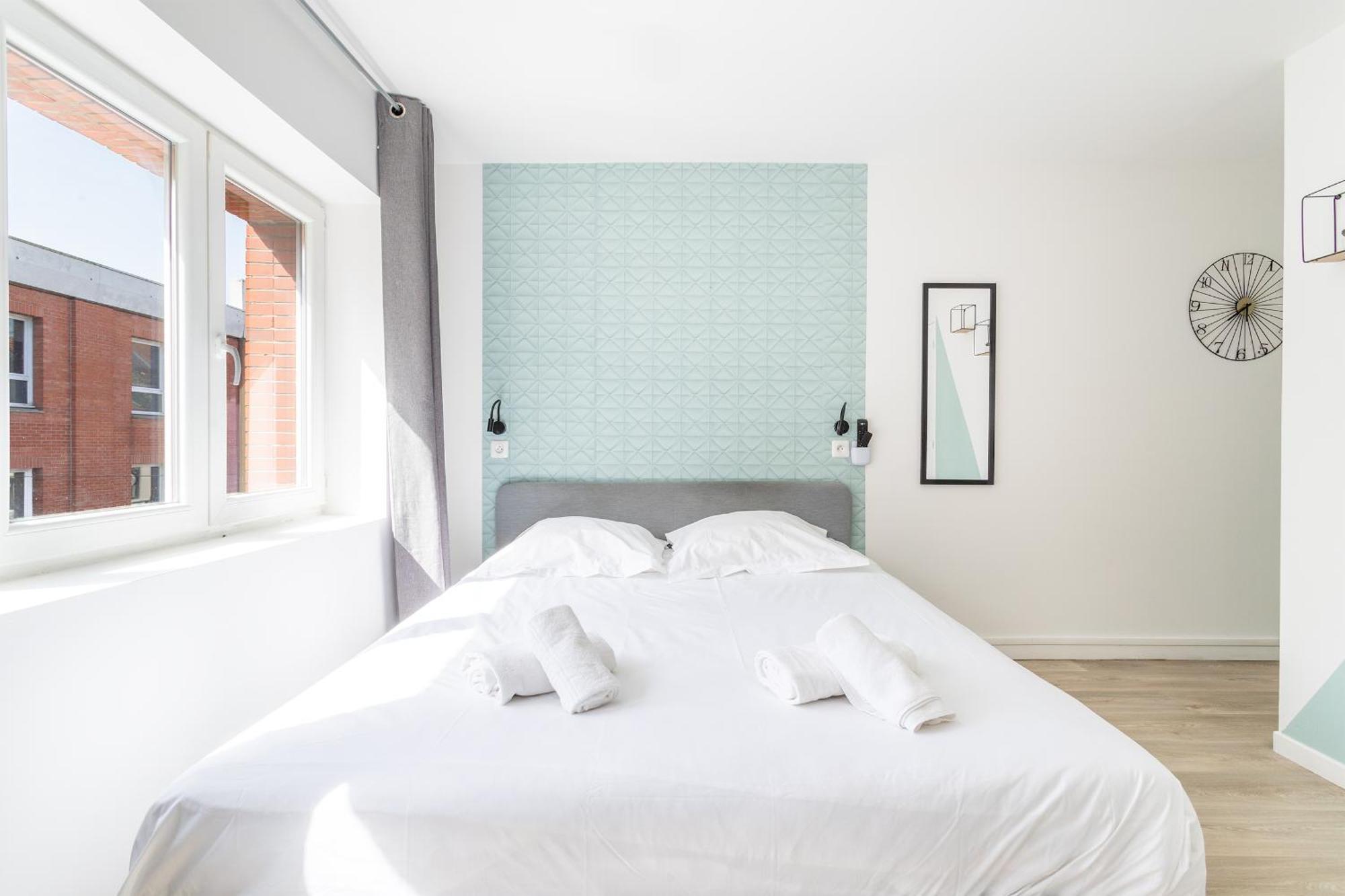 S&K Suite Grande Rue Roubaix - Chambre Spacieuse Et Sdb Privee - Netflix Et Cuisine Eksteriør bilde