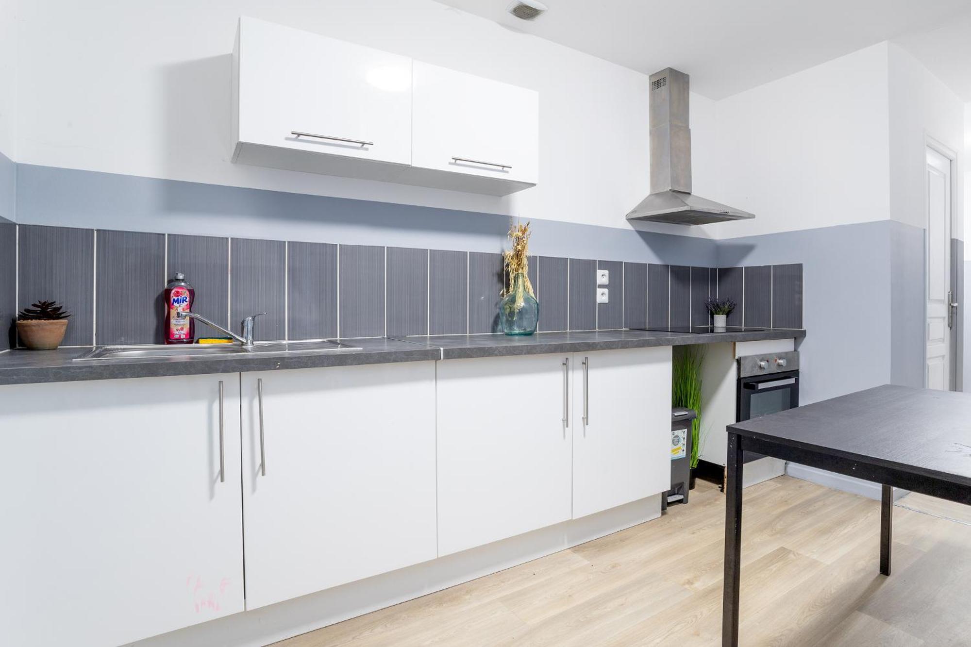 S&K Suite Grande Rue Roubaix - Chambre Spacieuse Et Sdb Privee - Netflix Et Cuisine Eksteriør bilde